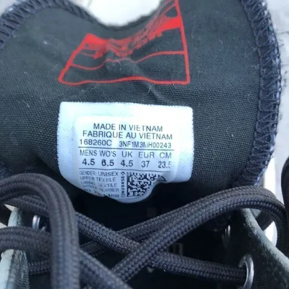 Chuck Taylor high tops  - Picture 7 of 7